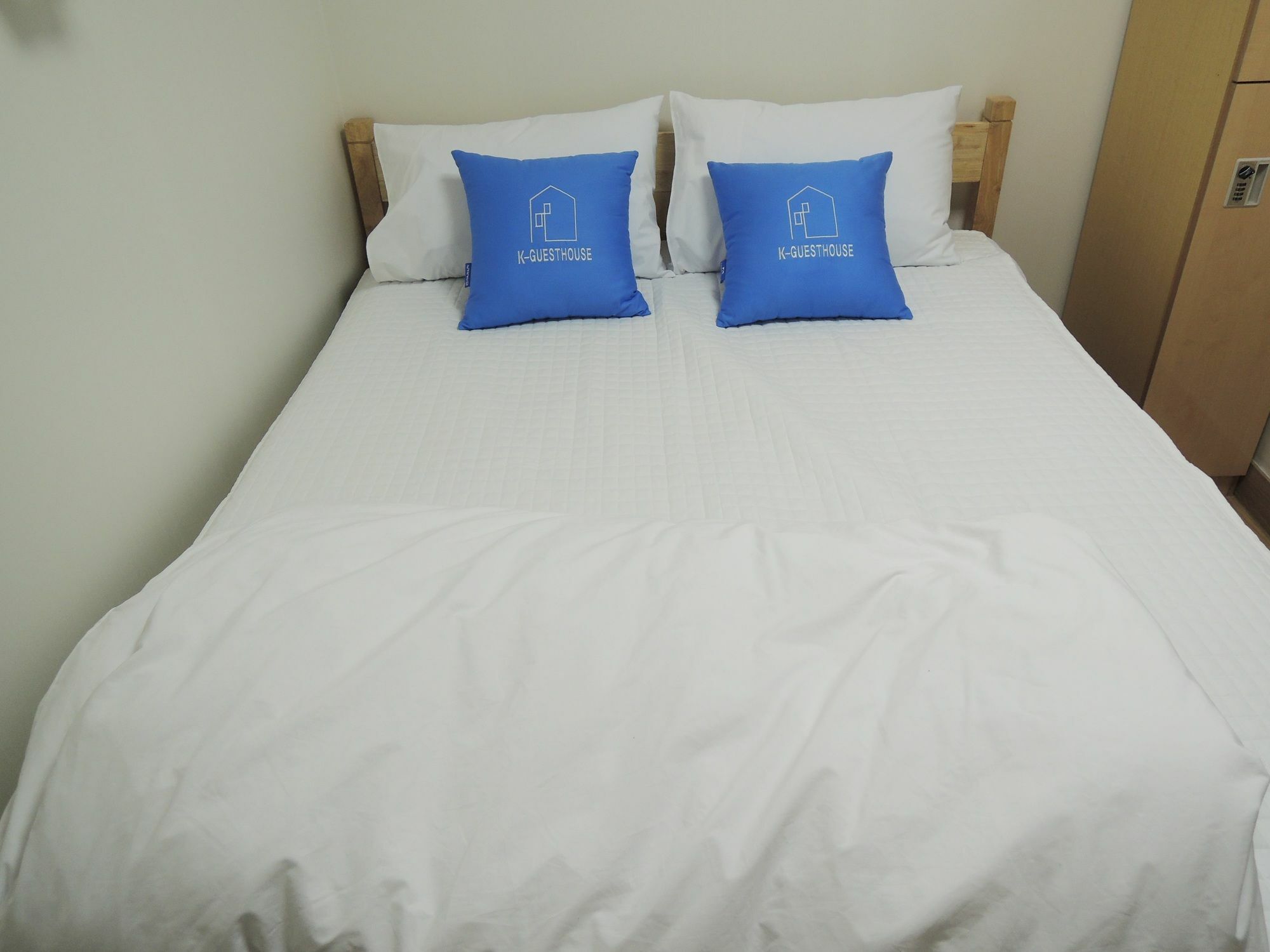 Hotel K-guesthouse N-seoul Tower 1 2*